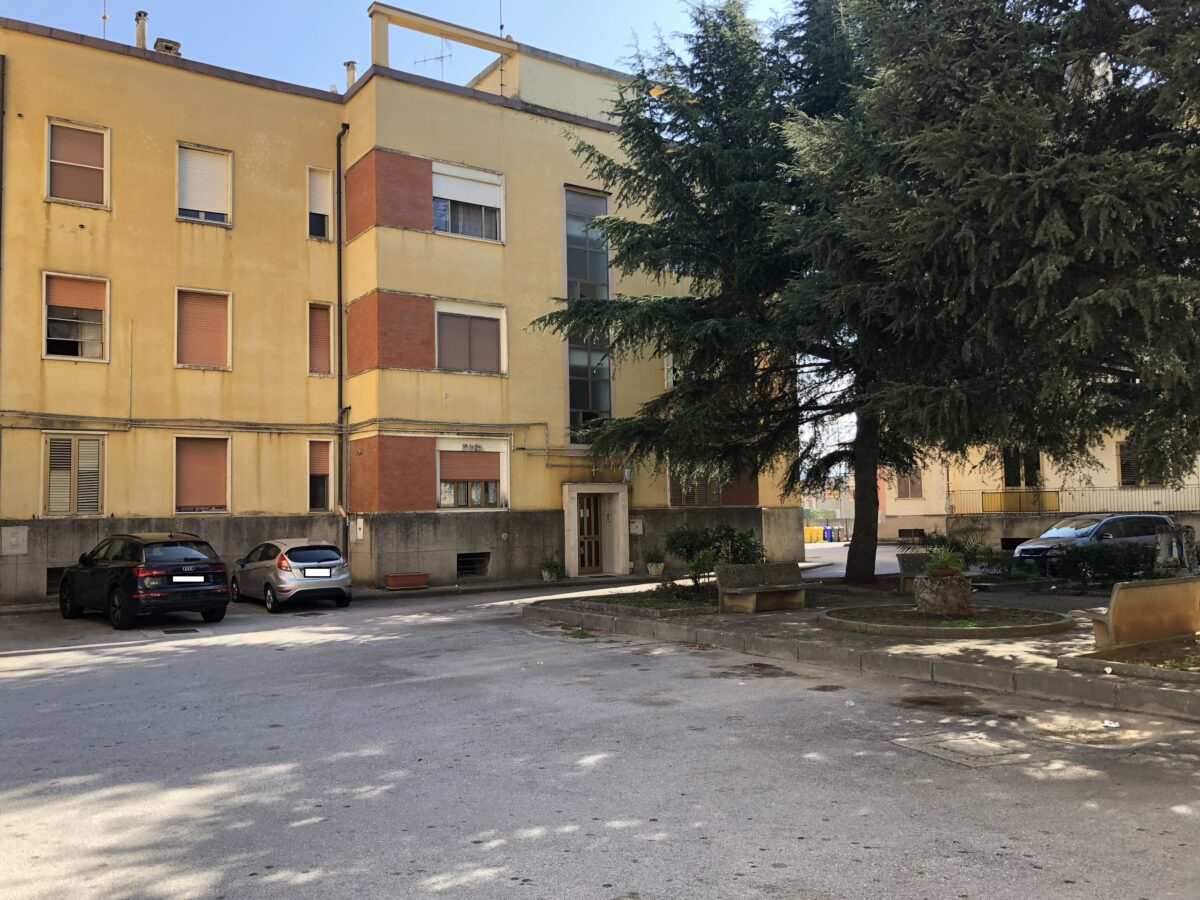 VENDESI APPARTAMENTO LAMEZIA TERME – S. EUFEMIA